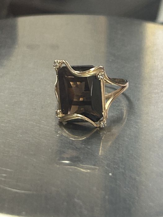 Золотое кольцо 585