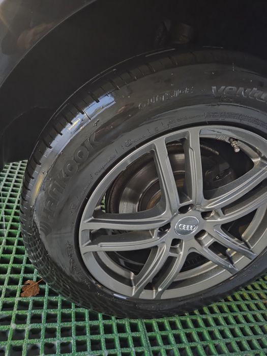 Audi Q5  Quattro