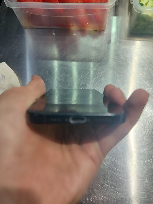 iPhone 15 128gb б/у