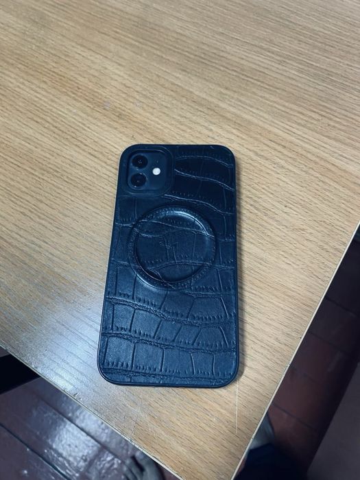 iPhone 11 черного цвета