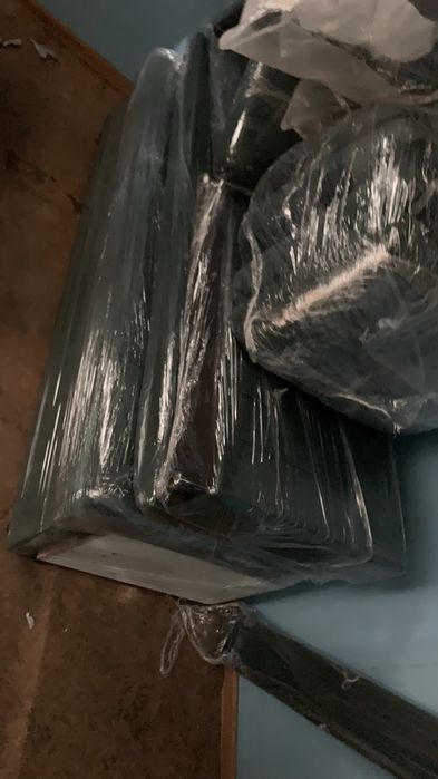 Продаю диван почти новый