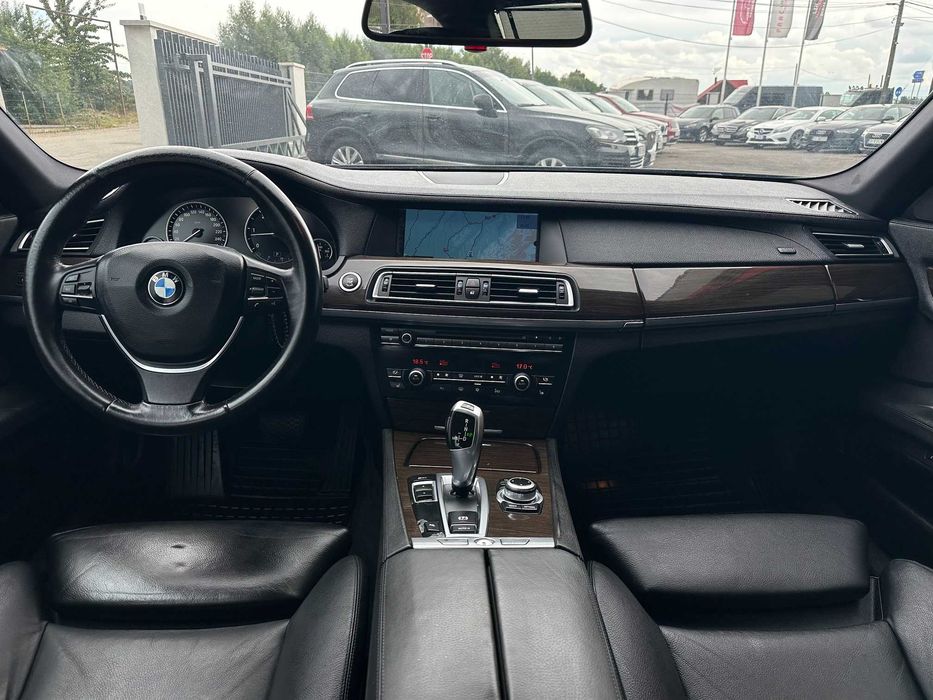BMW 740 diesel F01 2010 accept variante !