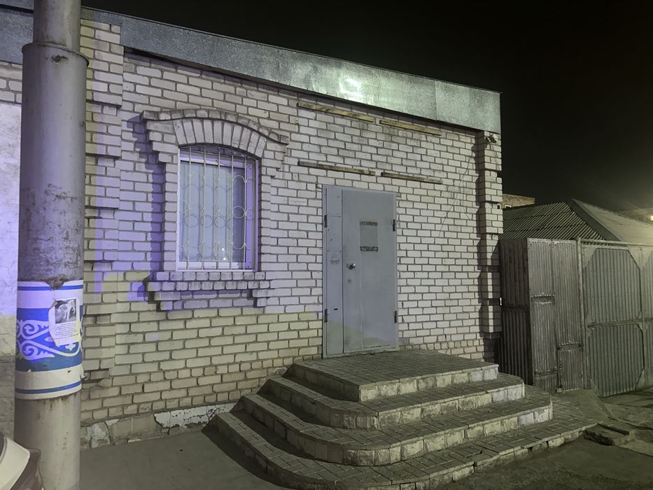 Сдам в аренду помещение 30 кв.м. Угол Машхур Жусупа - Ломова.