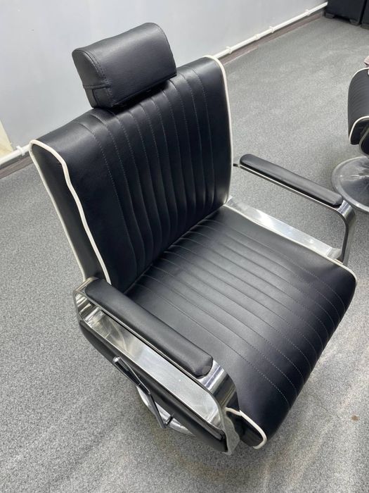 Кресла для салона или барьбршопа состояние как на фото новое