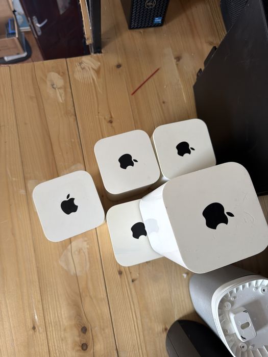 Router Wireless Apple AirPort Extreme Base Station si Time Capsule