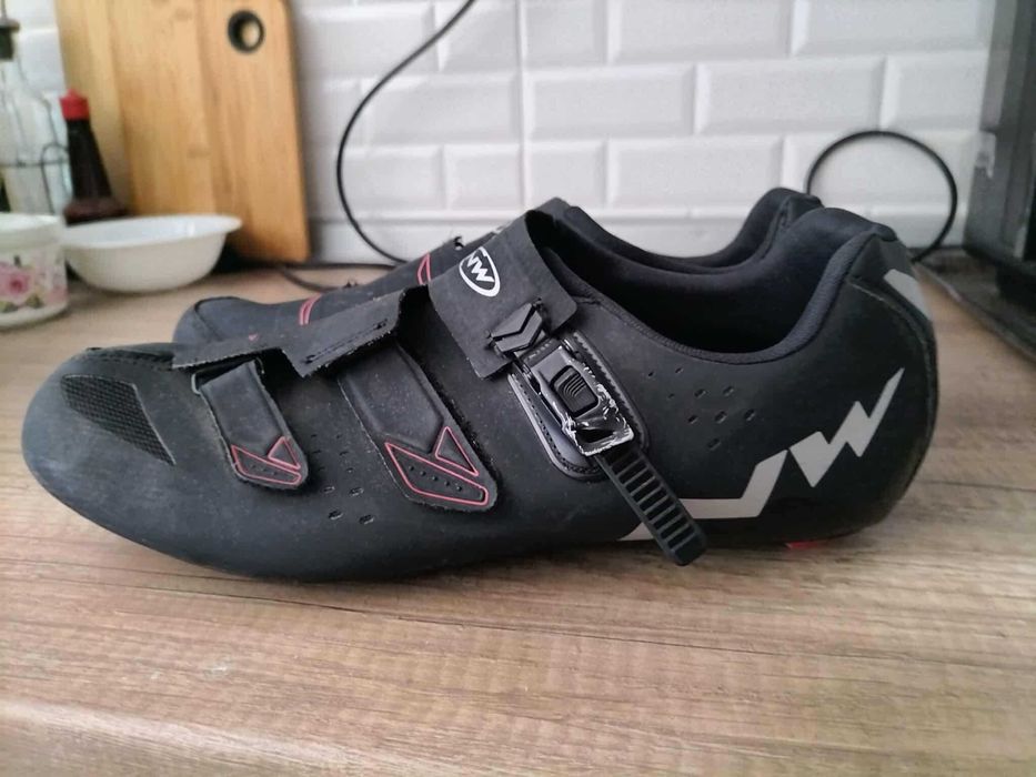 обувки за колоездене Shimano, Northwave, Adidas