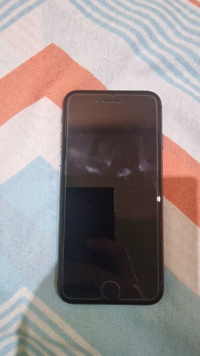 Iphone 8 256 GB 100% живот на батерията