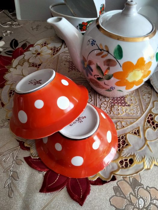 Салатницы фарфоровые .  СССР