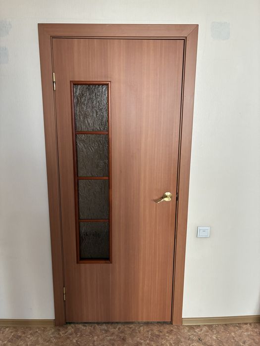 Продам 3 межкомнатные двери б/у