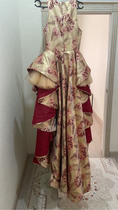 Выпускное красивое Платье