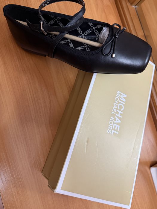 Женская обувь бренда Michael Kors, размер 40-41 , кожа мягкая и удобна