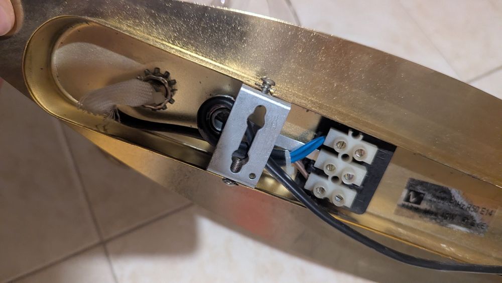 Осветително тяло  аплик