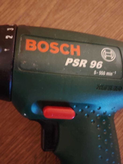 Autofiletanta Bosch cu statie de incarcat 12V