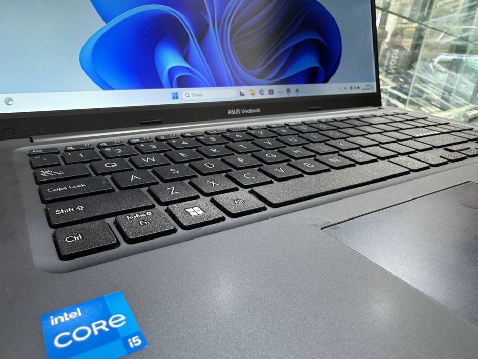 ASUS Vivobook i5-12gen 8/512Gb
