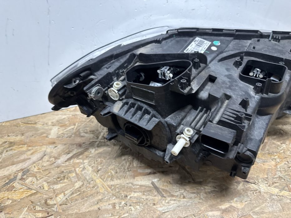 Far bmw X1 F48 full led adaptive non facelift 2015-2018 stanga