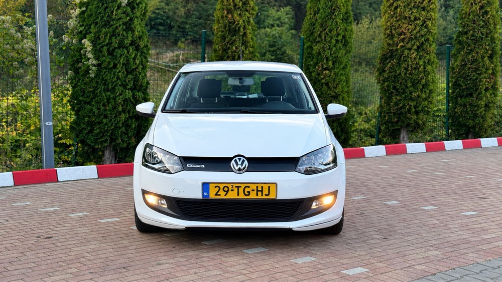 Volkswagen Polo 1.4 TDI // AC // Geamuri electrice // Jante aliaj // ABS // ESP // Radio CD // Închidere centralizată