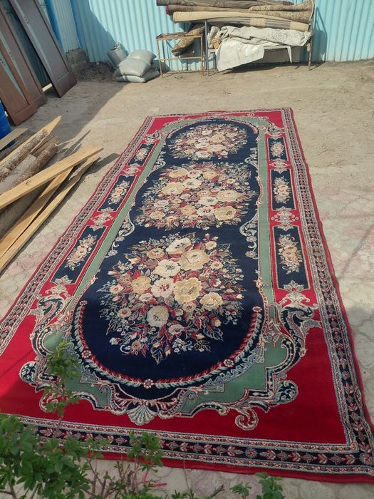 Ұстанған кілемдер  сатамын