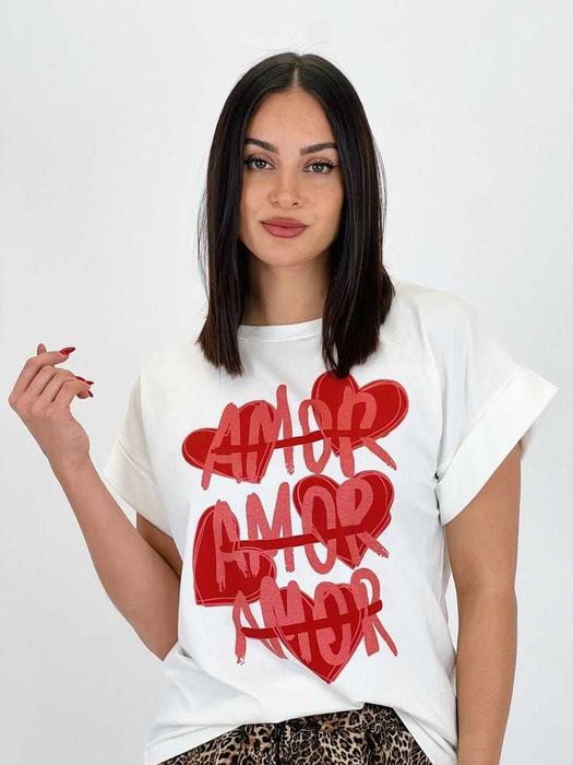 Дамски тениски с сърца принт - 11 модела XS-4XL