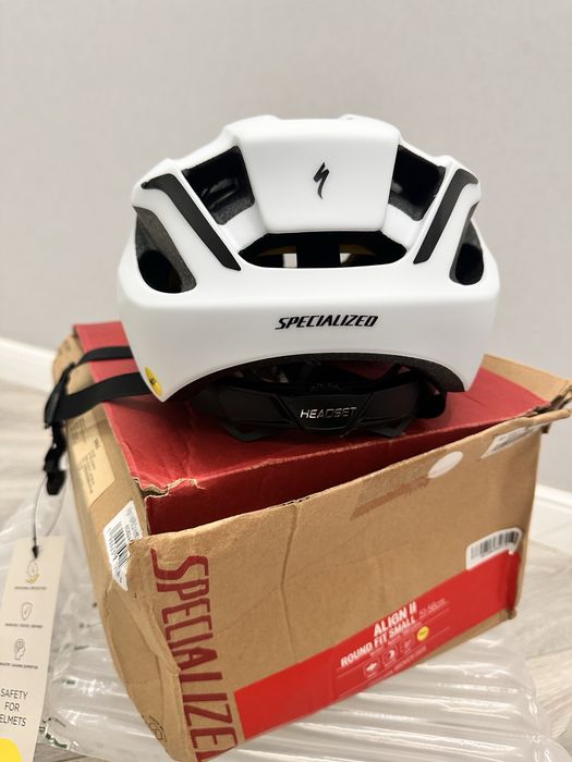 Велошлем Specialized