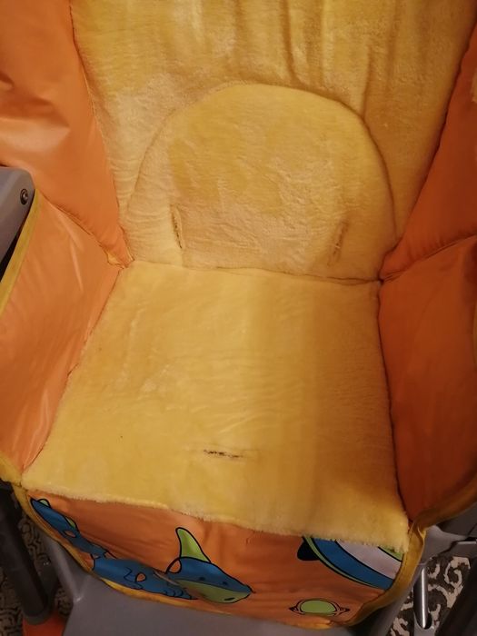 Детский стульчик в идеальном состоянии!