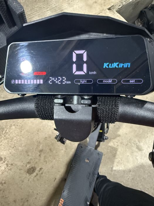 Vand trotineta kukirin G2