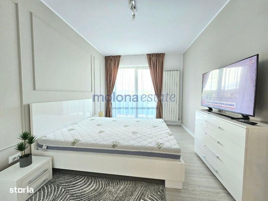 Apartament cu 4 camere, 105 mp si terasa cu garaj pe Observatorului!