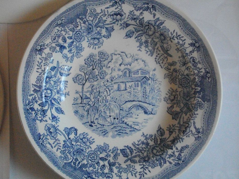 Made in UKRAINE-Фабрика Буди-Сет 3 бр. Декоративни Чинии Фигурални