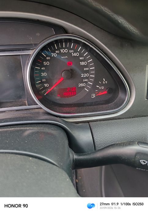 Se vinde sau schimb Audi Q7 3.0 v6
