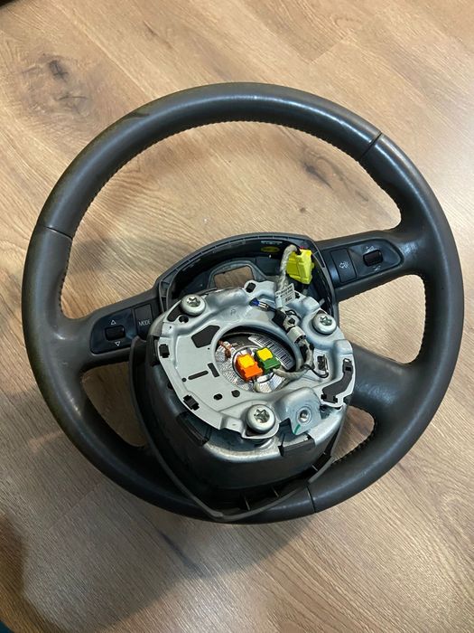 Vand volan audi a4 b7