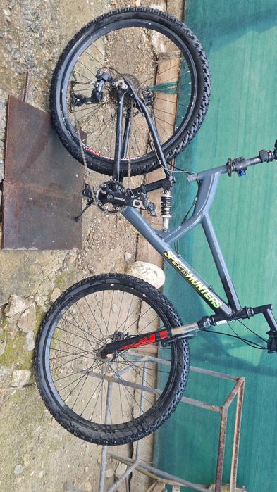 Vând bicicleta în stare buna