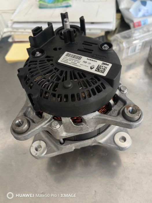 Vând alternator Logan Sandero Duster Renault captur  2310 090 92R