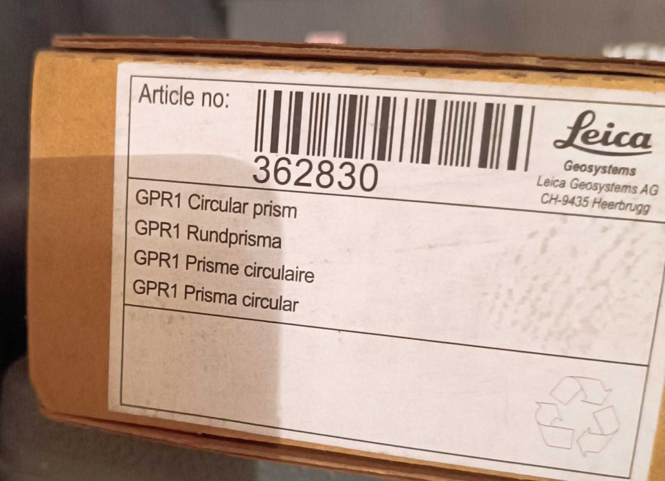 Отражатель Leica GPR1