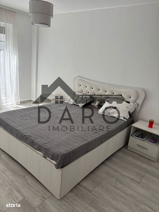 Apartament de închiriat cu un mic spațiu verde ,zona centrală TG Mu