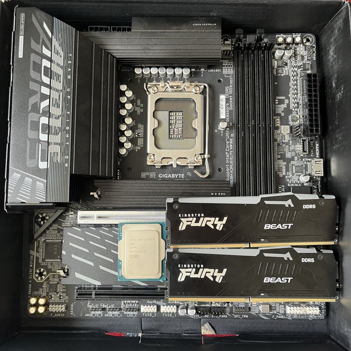 Core Ultra 5 230F/ B860 / DDR5 16GB