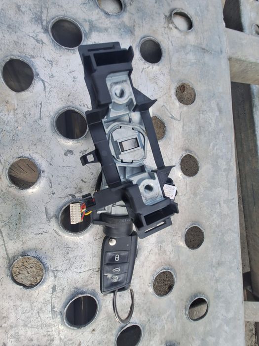 Contact pornire Vw Golf 7, 5q0905865A