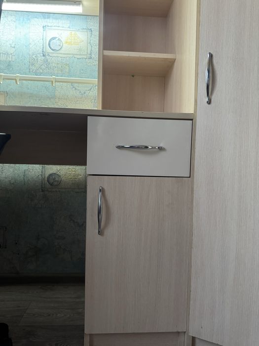 Двухъярусная кровать