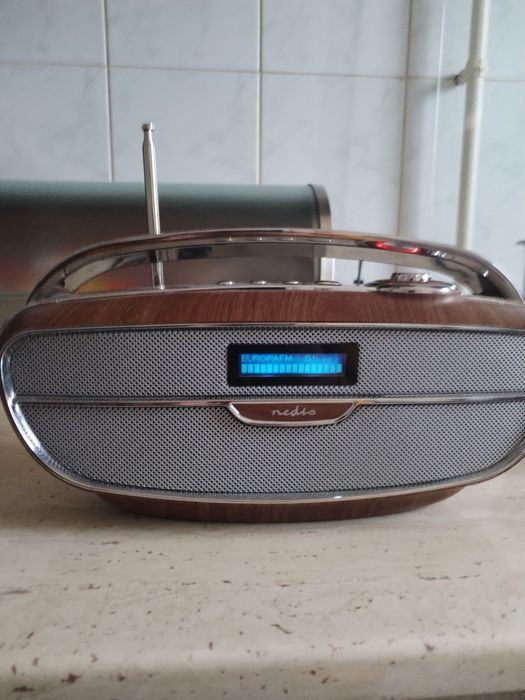 Vând radio dab FM