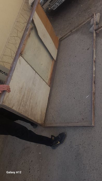 Железная дверь с коробкой