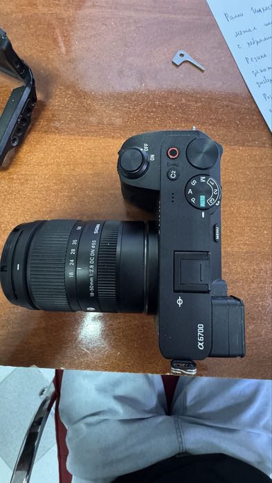 sony 6700 sigma 18-50мм