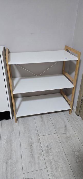 Etajera cu 3 rafturi