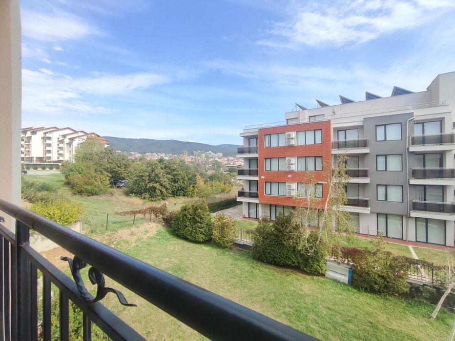 Продава се Двустаен апартамент в Свети Влас - 61 кв.м за 1181 €/кв.м - Снимка #5