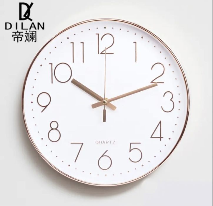 Стеклянные часы quartz оригинал