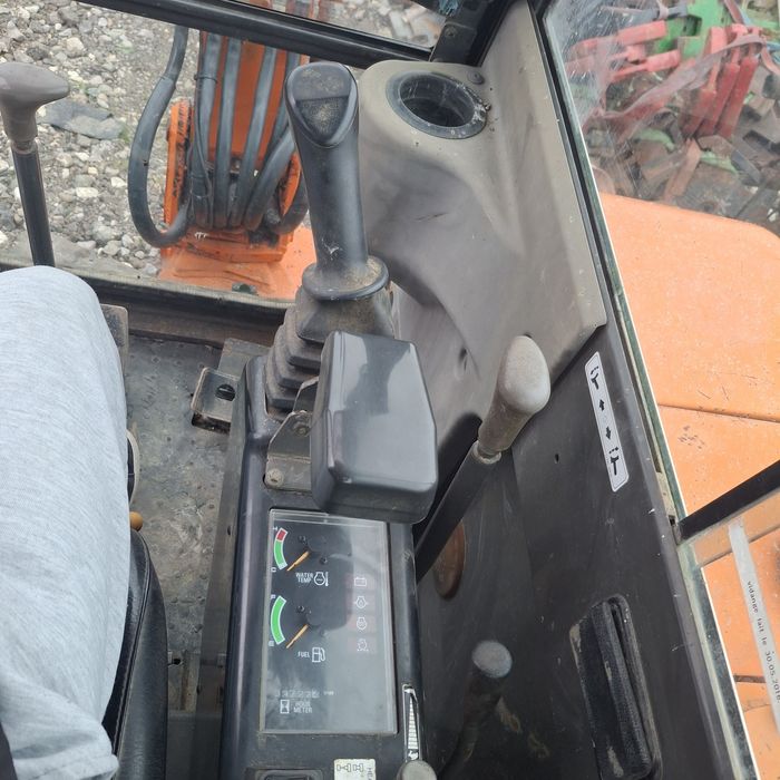 AUSA Escavator MH 25