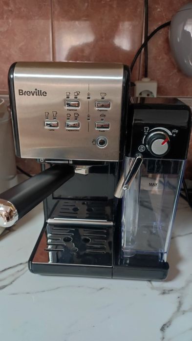 Vând aparat de cafea