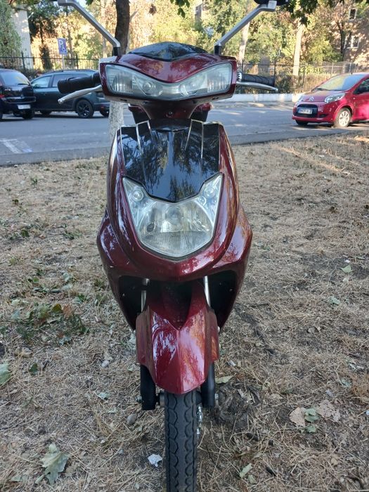 Vand scuter electric