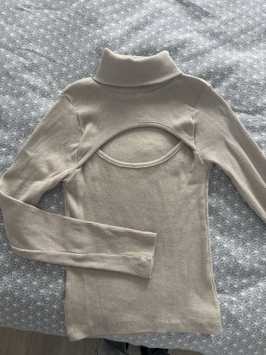 Пуловери bershka