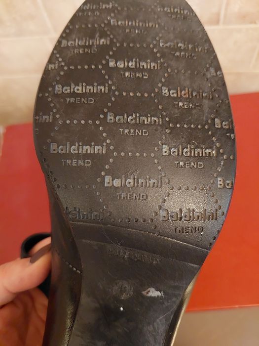 Туфли   Baldinini р-р 40