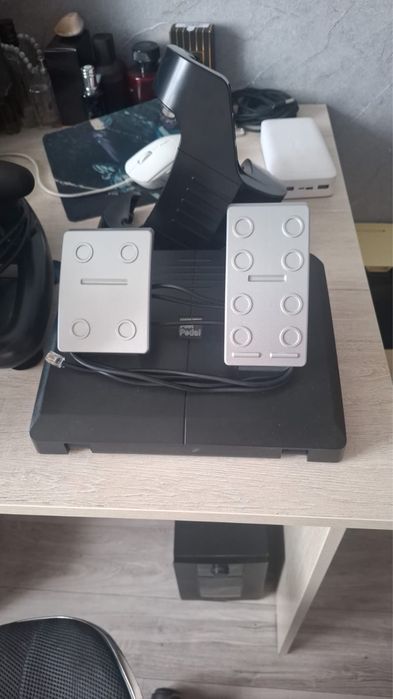 Игровой руль Sven GC-W800