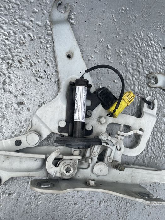 Панти преден капак БМВ Х5/ Х6 (panti preden kapak bmw f15/ f16)