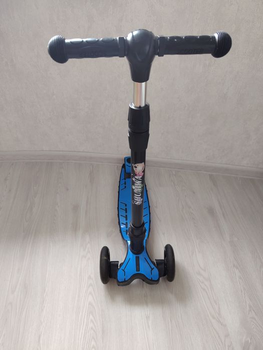 Продам детский самокат